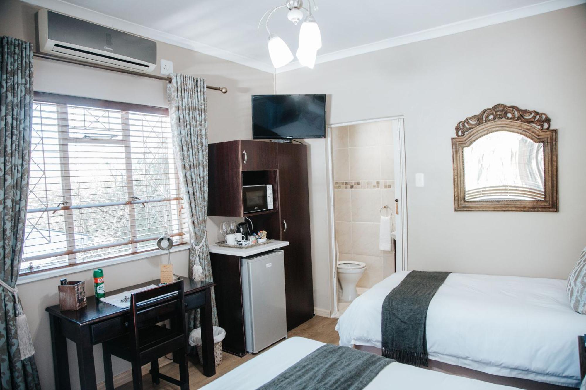 The Symphony Guest House Queenstown Extérieur photo