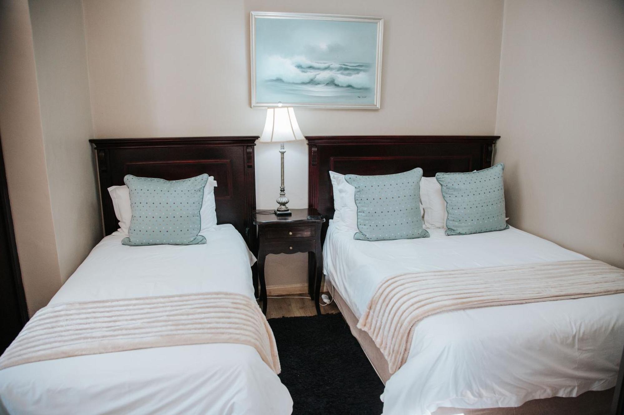 The Symphony Guest House Queenstown Extérieur photo